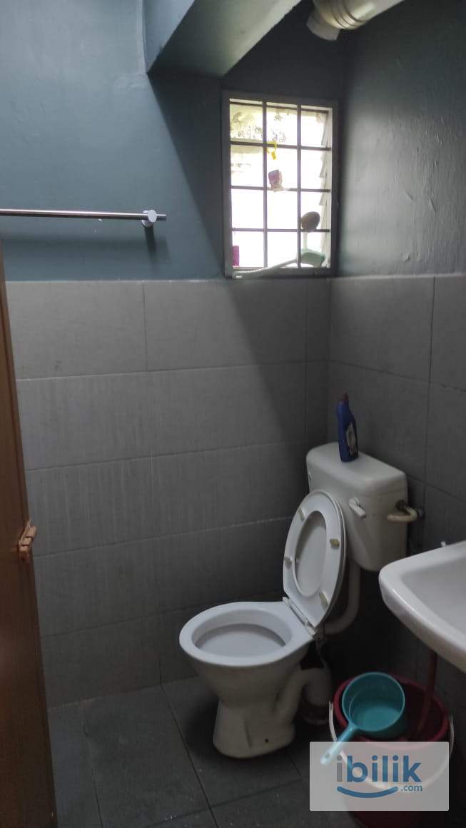 MEDIUM ROOM TO RENT  - Image 4