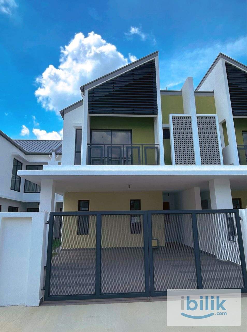 Fully Furnished Masterbed Room for Rent | Kota Kemuning | Rimbayu |  - Image 1