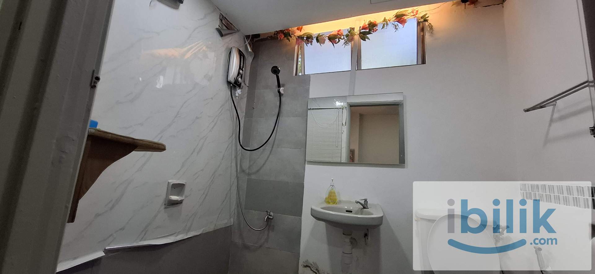 Masteroom for rent rm1000 (free covered parking) @ Bukit OUG Condo - Image 9