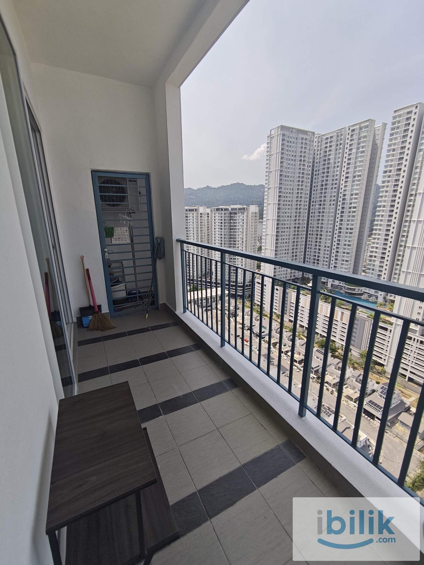 [Owner Listing] Imperial Residences| 3BR | Designer Built-ins & View   - Image 6