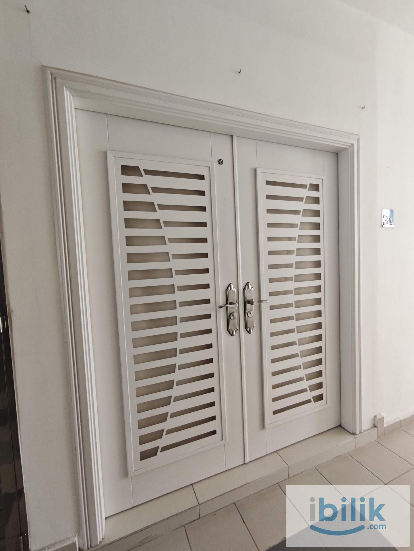 [Owner Listing] Imperial Residences| 3BR | Designer Built-ins & View   - Image 4