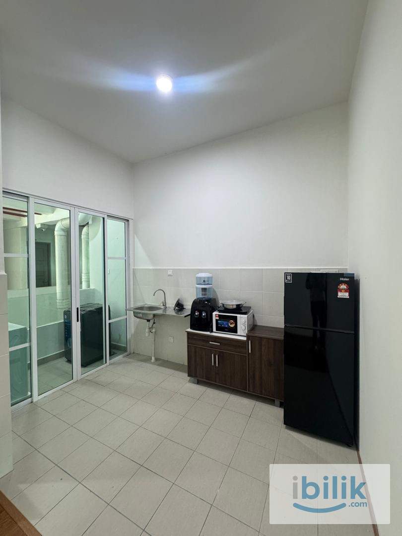 🥰🥰FEMALE UNIT - BILIK MASTER DAN PRIVATE BATHRoom -❤️comfortable dan relax facilities ❤️ - Image 3