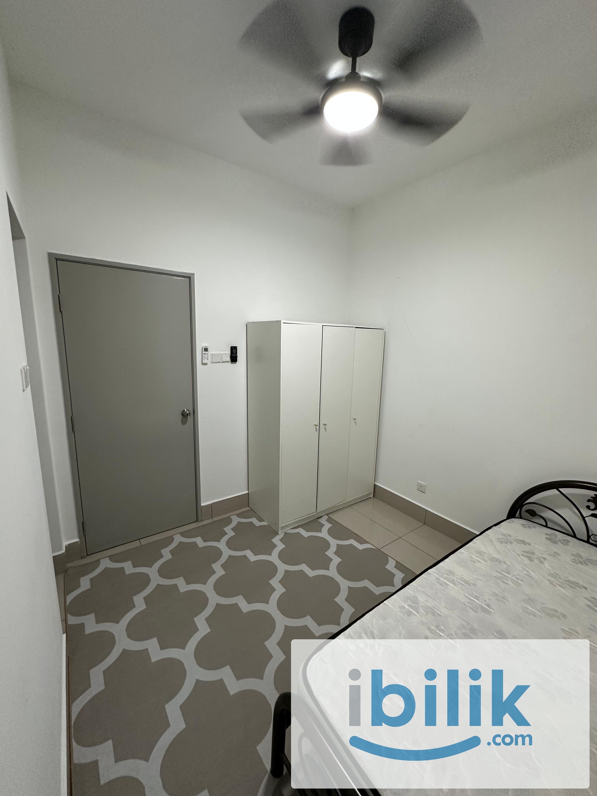 Affordable single room with private bathroom at KL city centre - Image 2