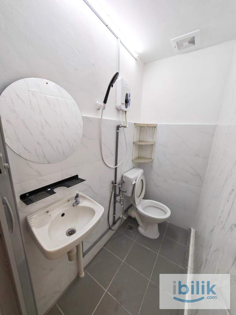 Intan Apartment📍(ATTACH BATHROOM) Taman Puchong Intan - Image 5