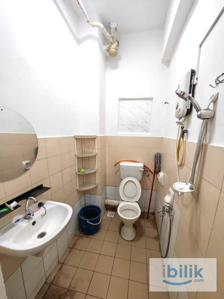 Intan Apartment📍(SINGLE ROOM) Taman Puchong Intan - Image 5