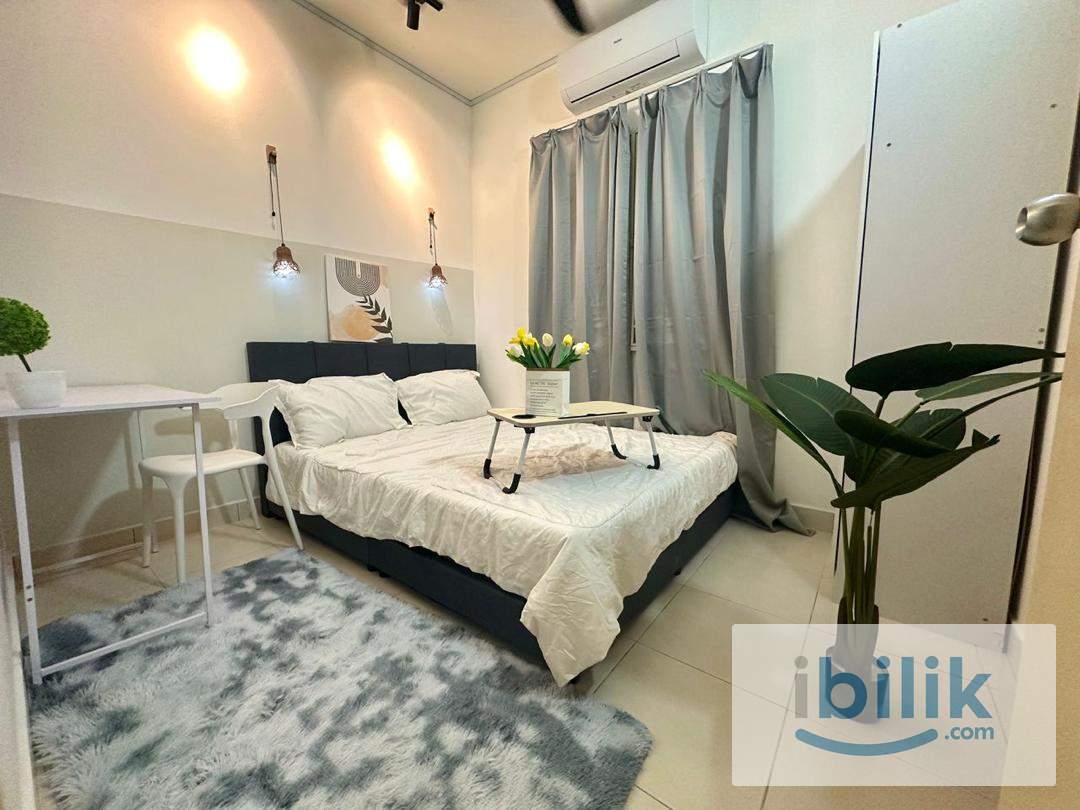 New renovated medium room  - Image 1