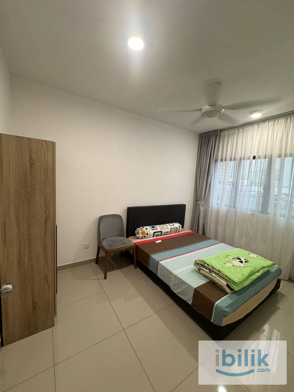 Medium Room fully furnish - Image 6