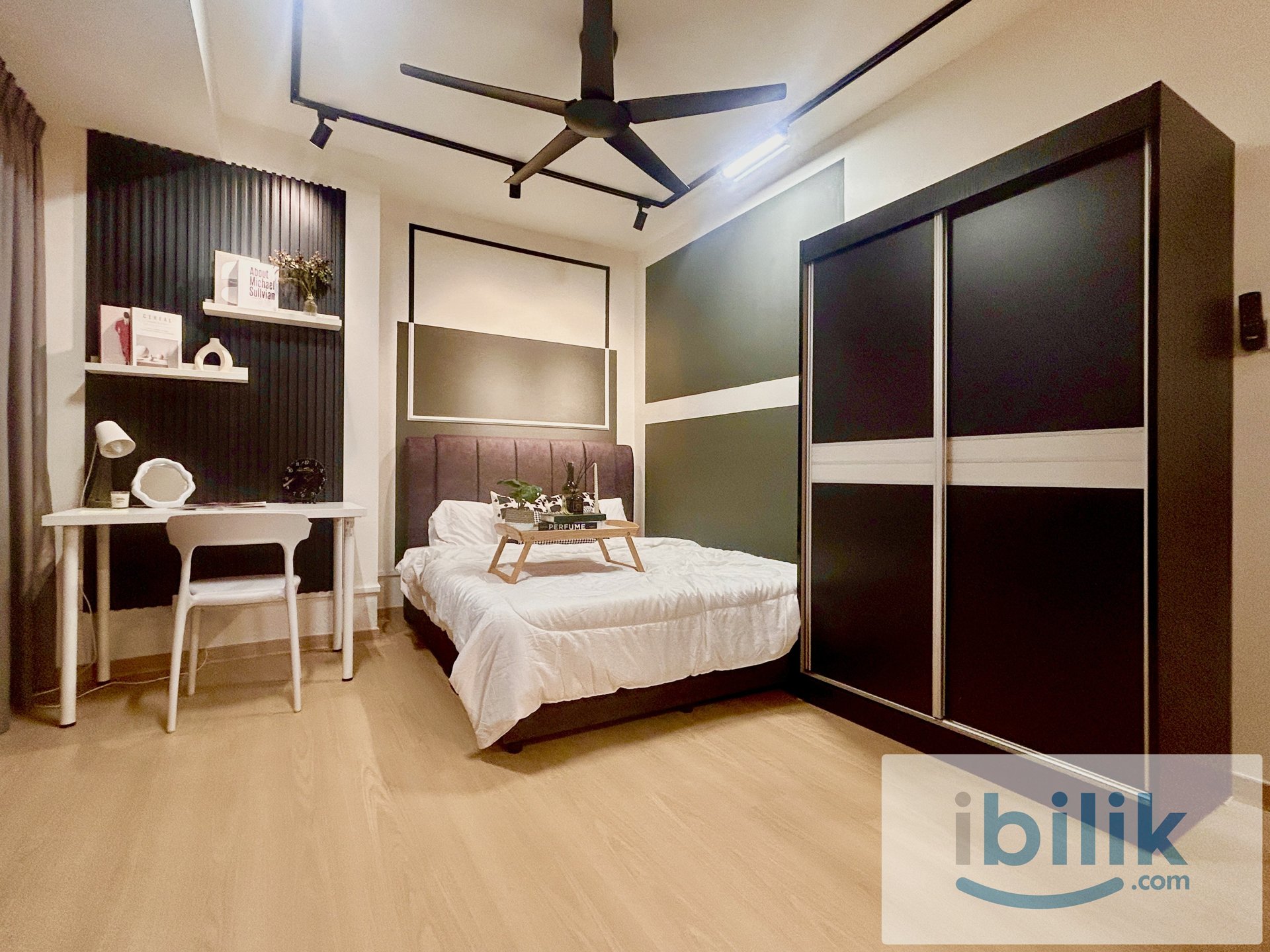 Premium Master Room at Emerald 9 Suntex MRT - Image 1