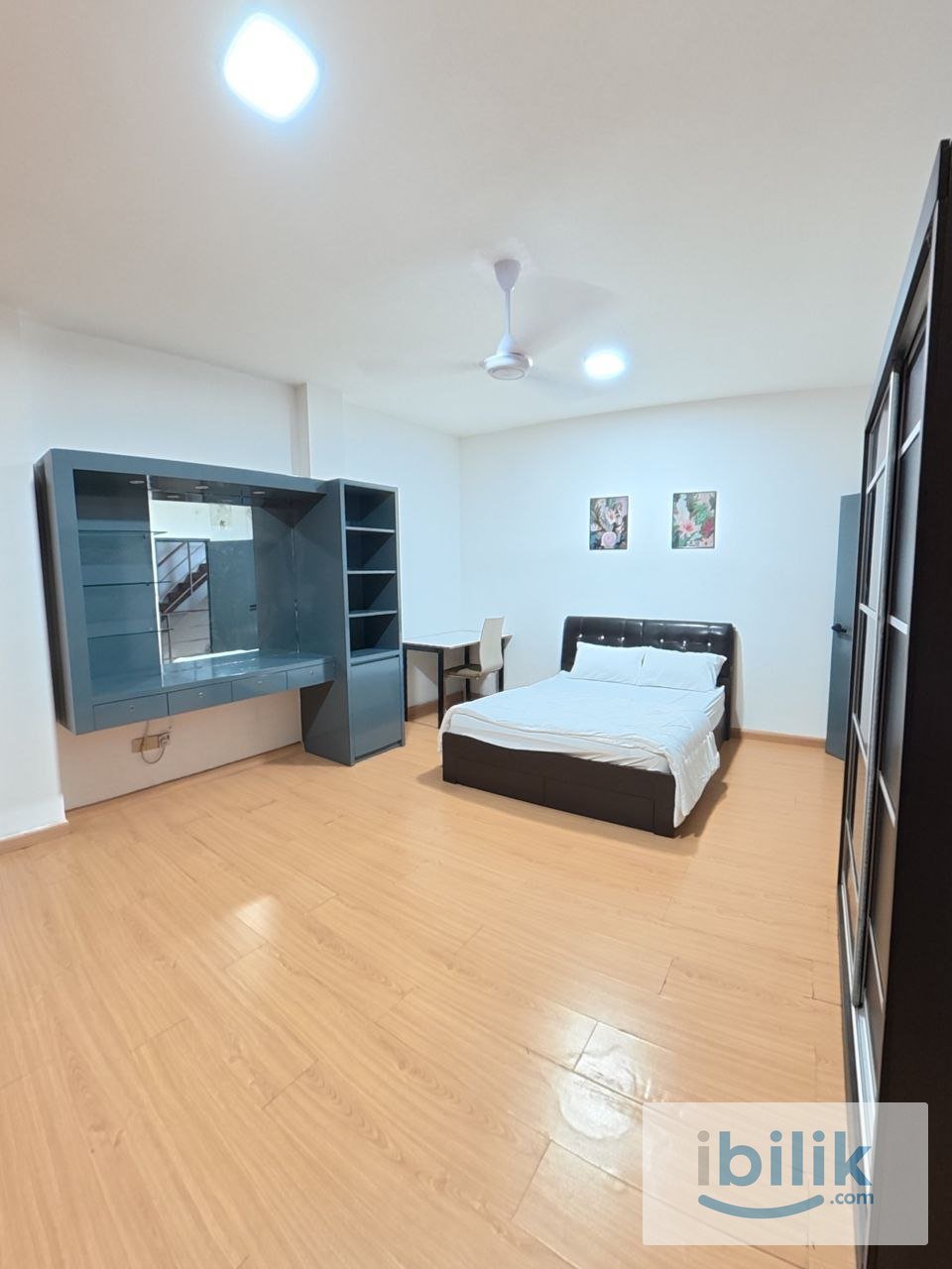 Master Bedroom with Smart Door Lock (LELAKI) - Image 8