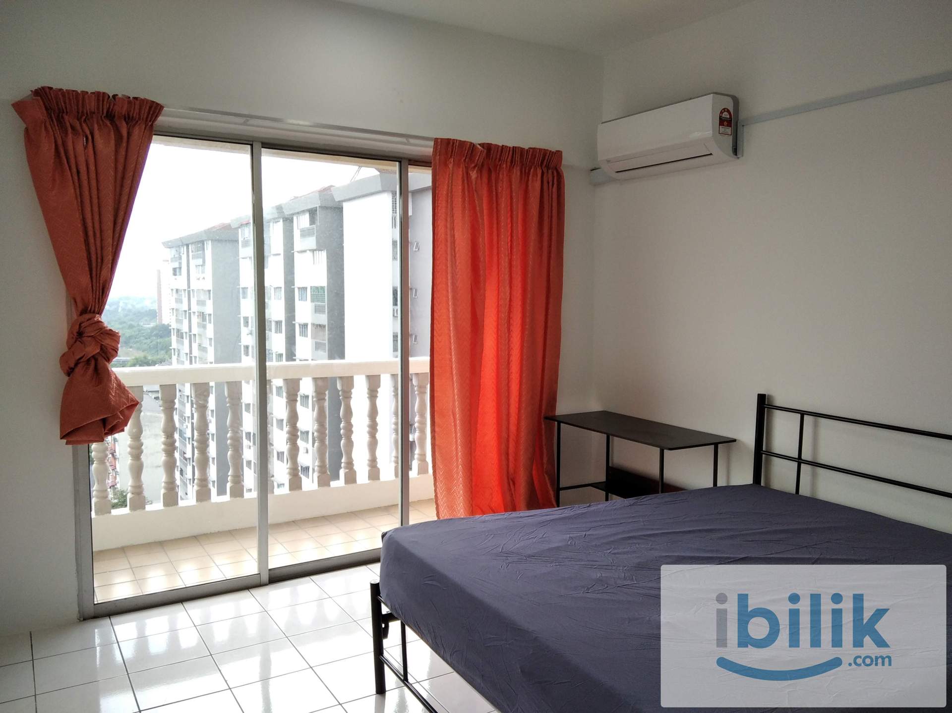 Furlly furnish Middle Room kajang bangi mrt ktm ukm upm uniten - Image 1