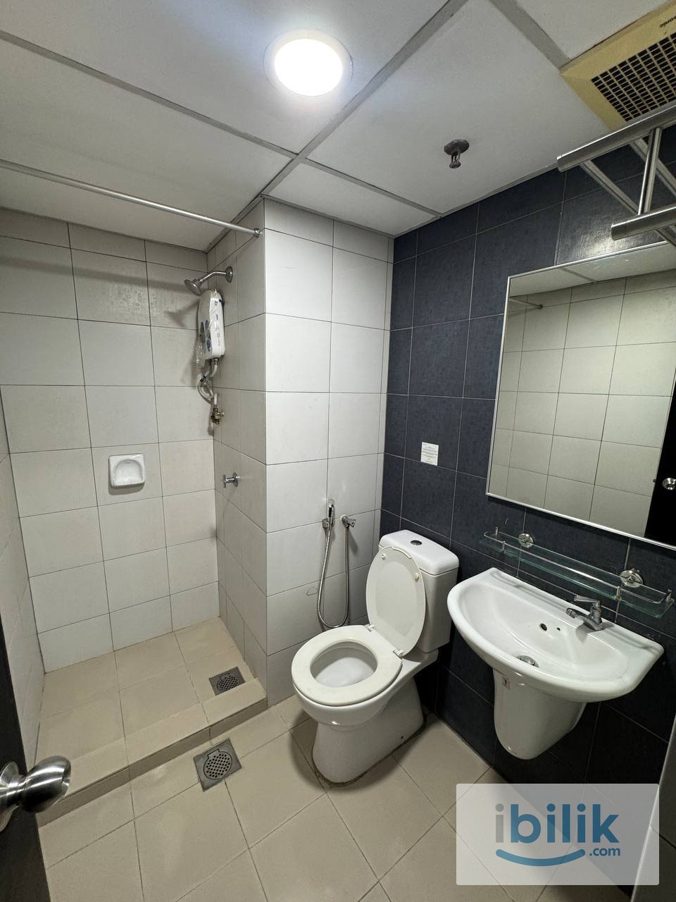 ROOM FOR RENT 📍JALAN BUKIT MELDRUM, JB - Image 2
