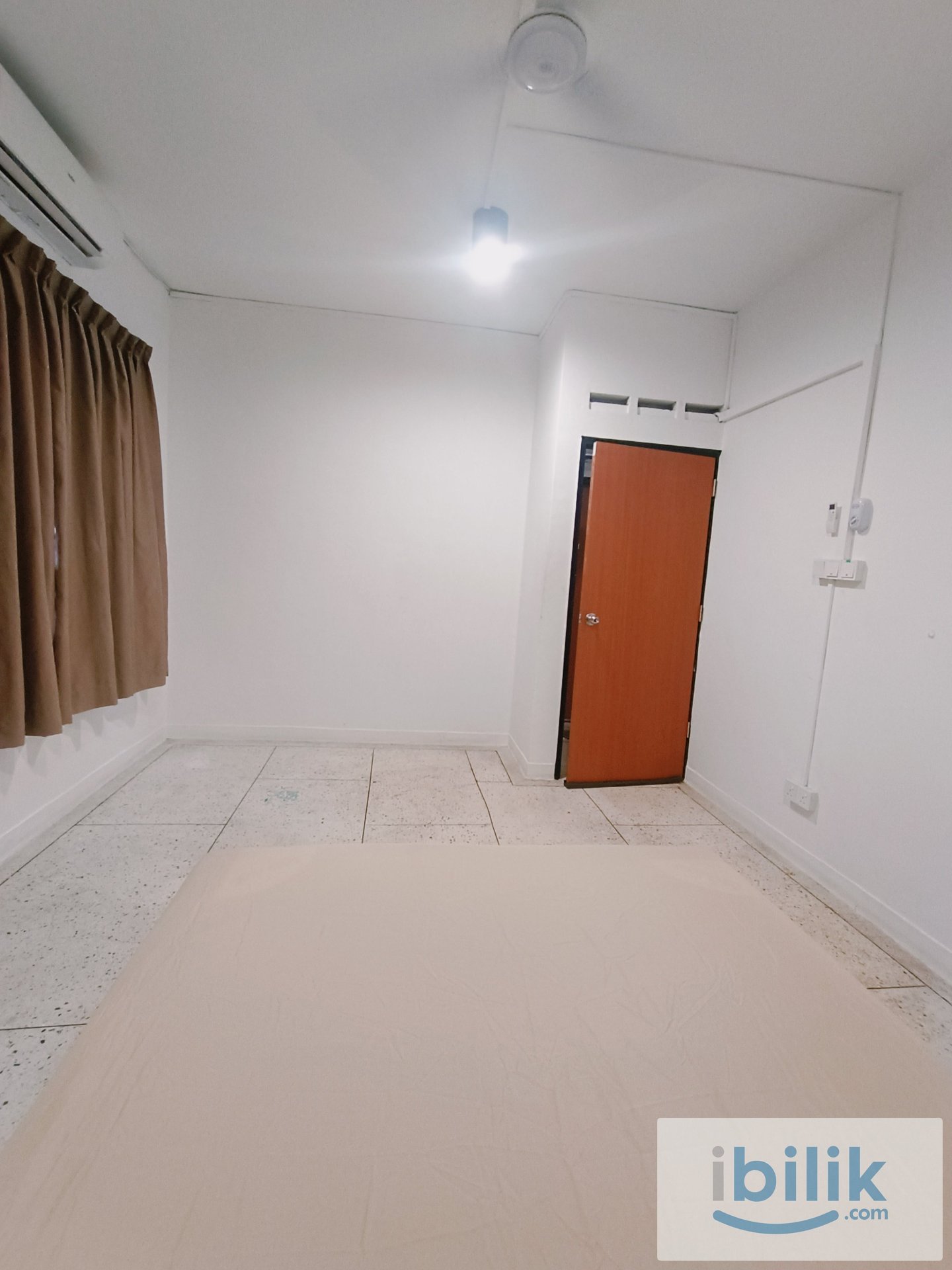 ROOM FOR RENT 📍JIM QUEE APARTMENT NEAR CIQ - Image 3