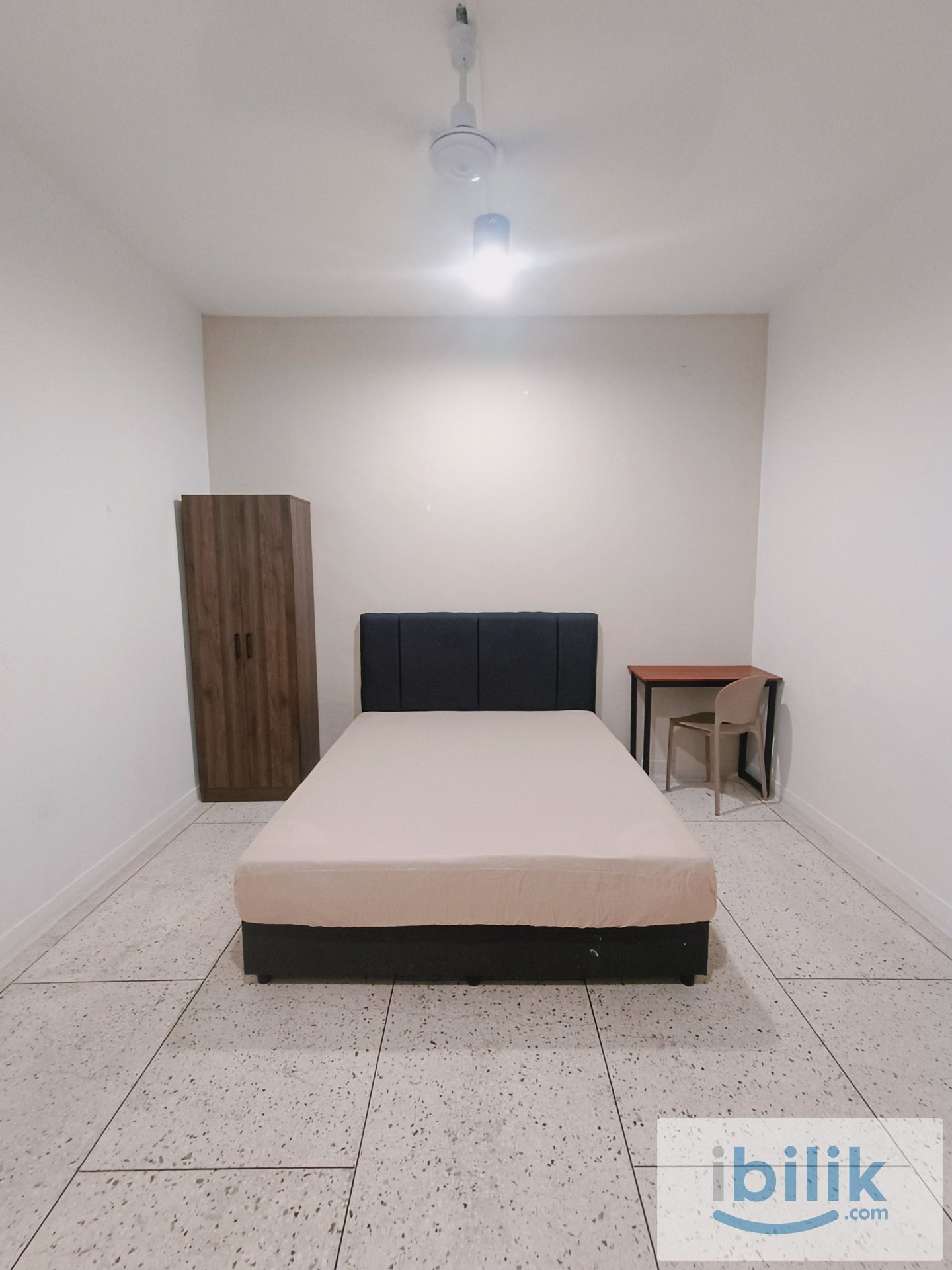 ROOM FOR RENT 📍JIM QUEE APARTMENT NEAR CIQ - Image 5