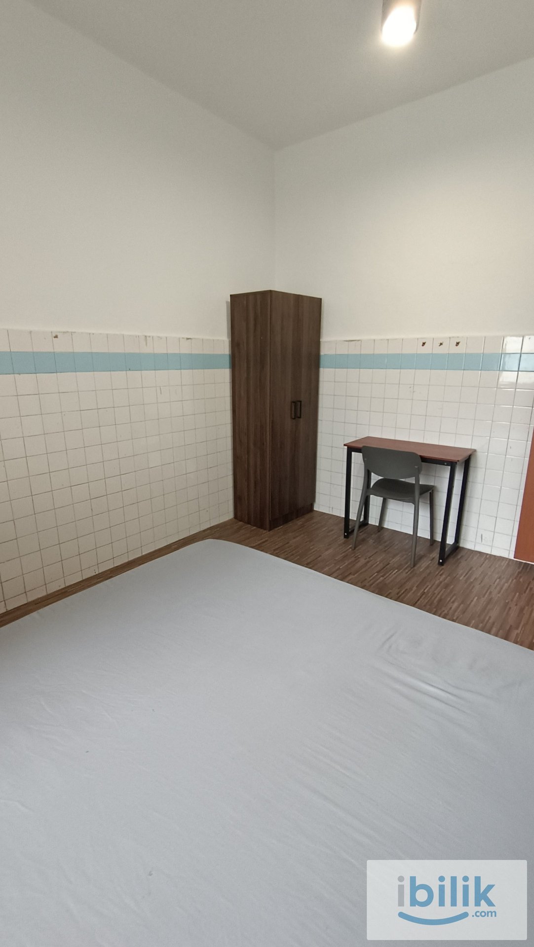 ROOM FOR RENT 📍JIM QUEE APARTMENT NEAR CIQ - Image 1