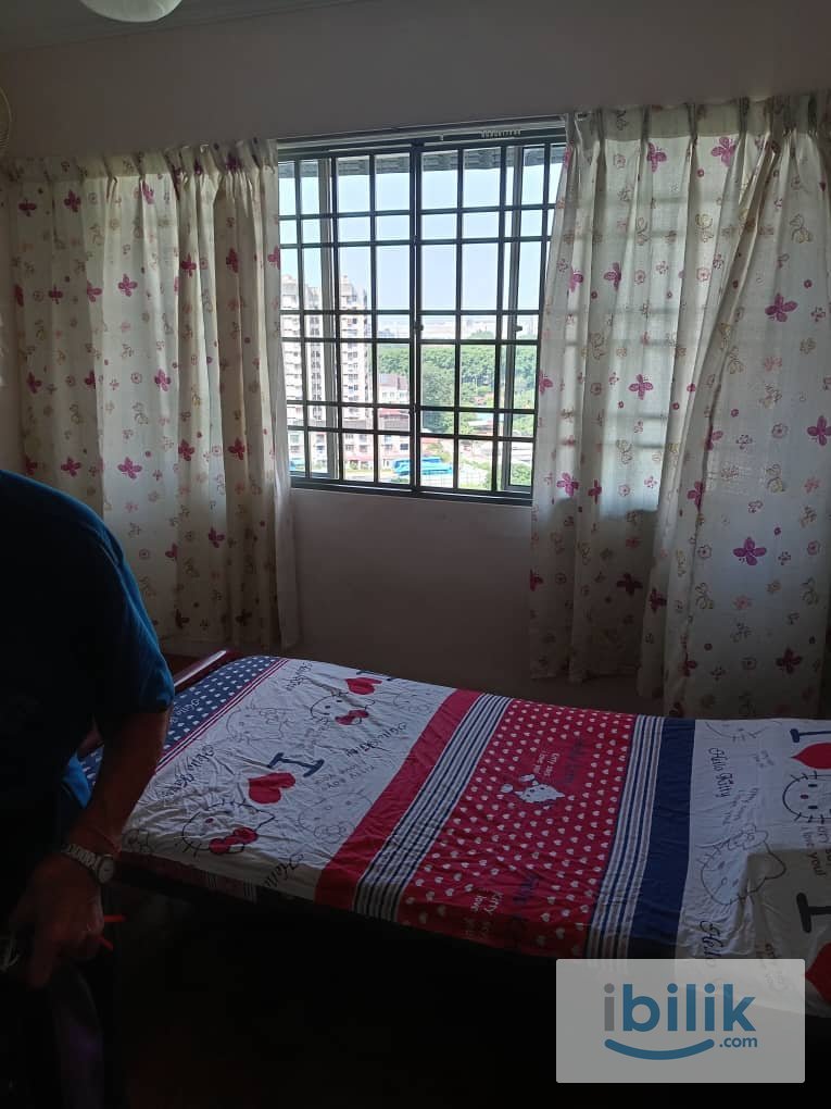 Middle room  - Image 2