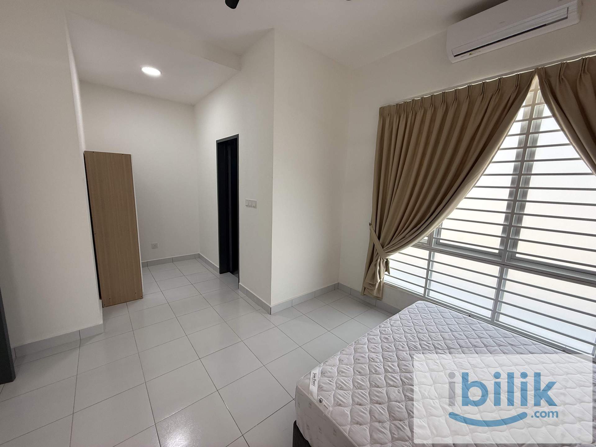 Master Room Sari Alamanda Sg Choh Rawang Bukit Sentosa - Image 2