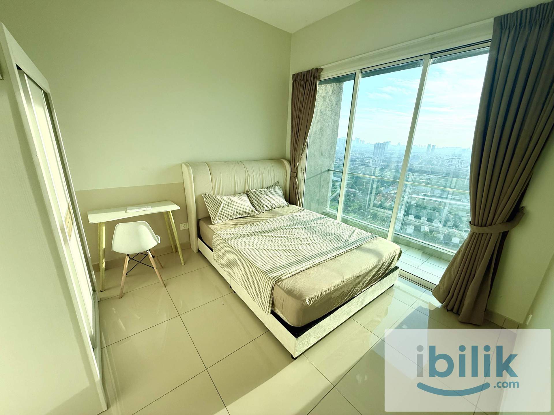 Cozy room with Private Balcony in Sentul Village Residence walk down to many shops and F&B - Image 1