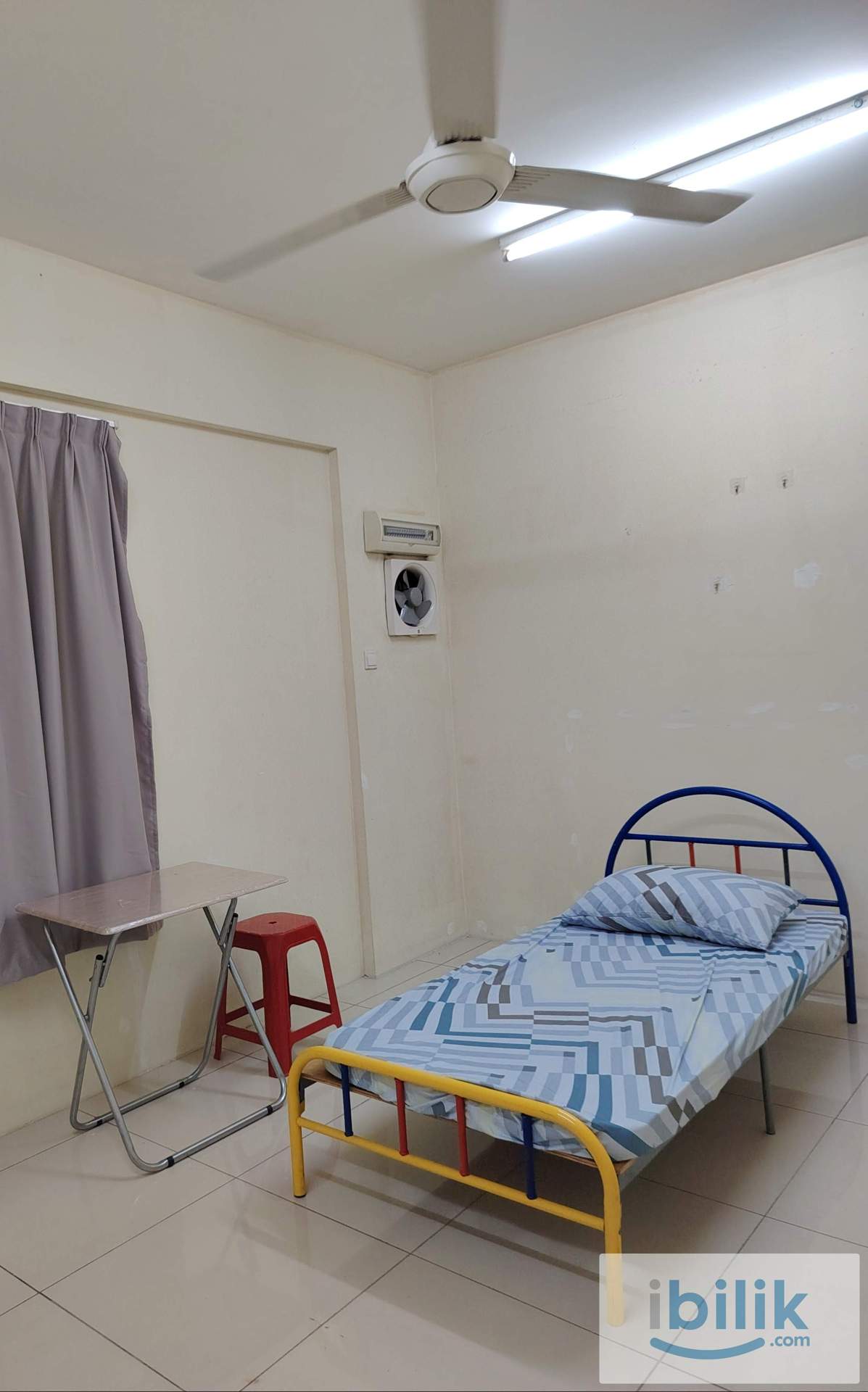Master room for rent with private bathroom, partial furnish - Image 5