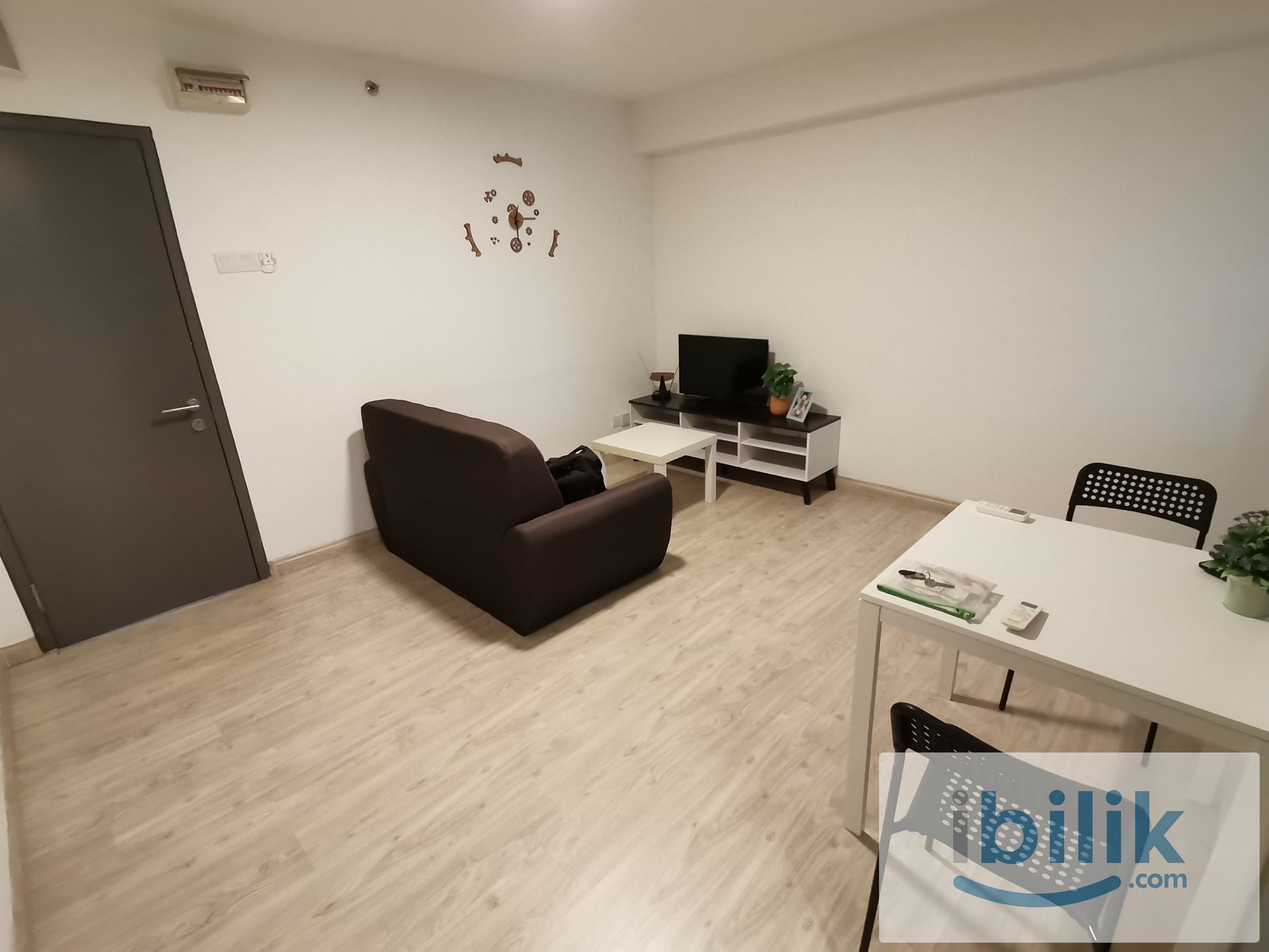 studio empire city for rent - Image 2