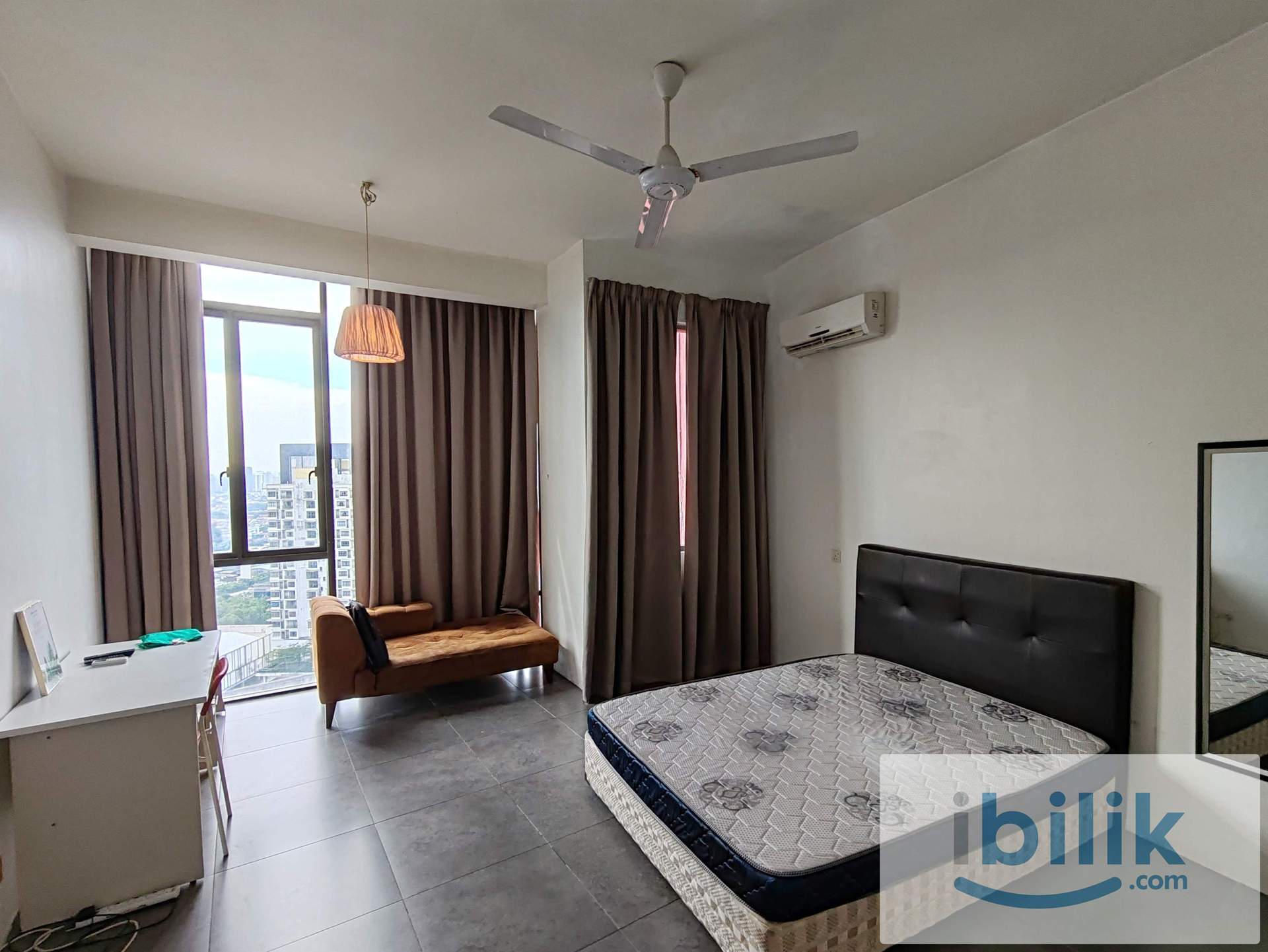 Studio fully furnished with washer - Image 1