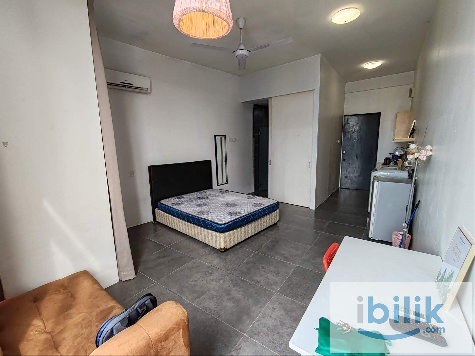 Studio fully furnished with washer - Image 2