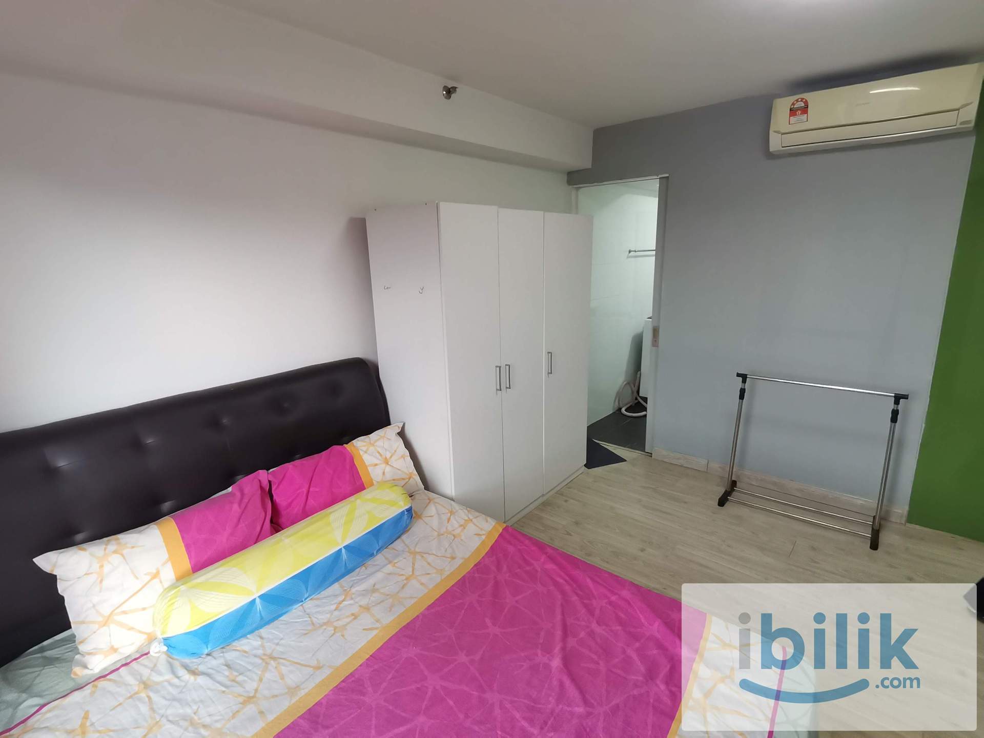 Empire city studio fully furnished ready move in rm1100, season parking rm100 per month - Image 4