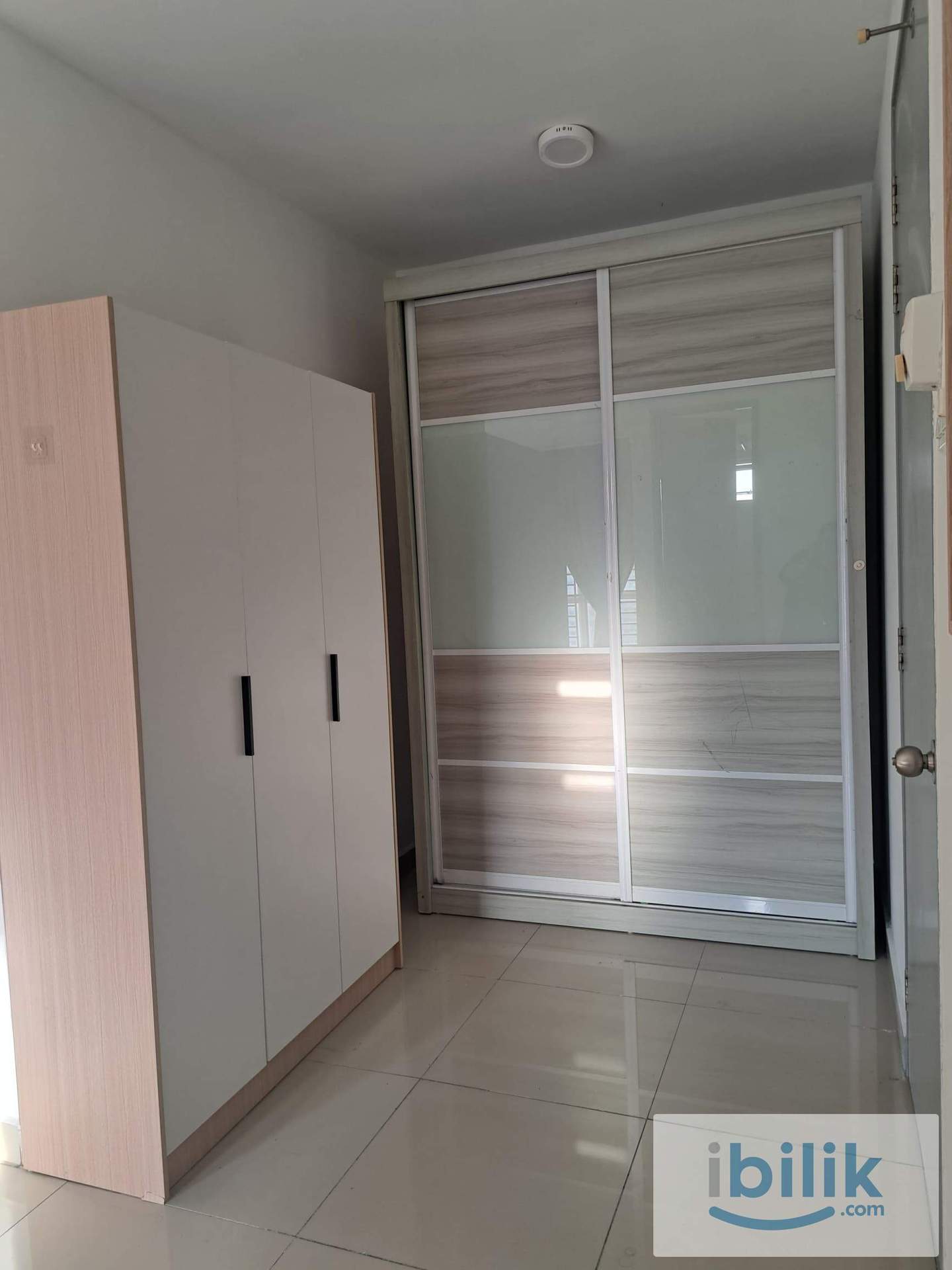 Cozy Master Room for Muslimah – Ready to Move In!  - Image 3