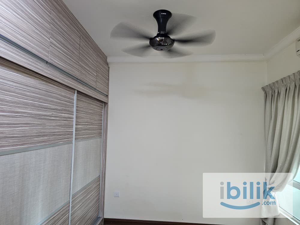 PREMIUM Spacious middle and master bedrooms [WOMEN ONLY] at Metropolitan Square Damansara Perdana  - Image 6