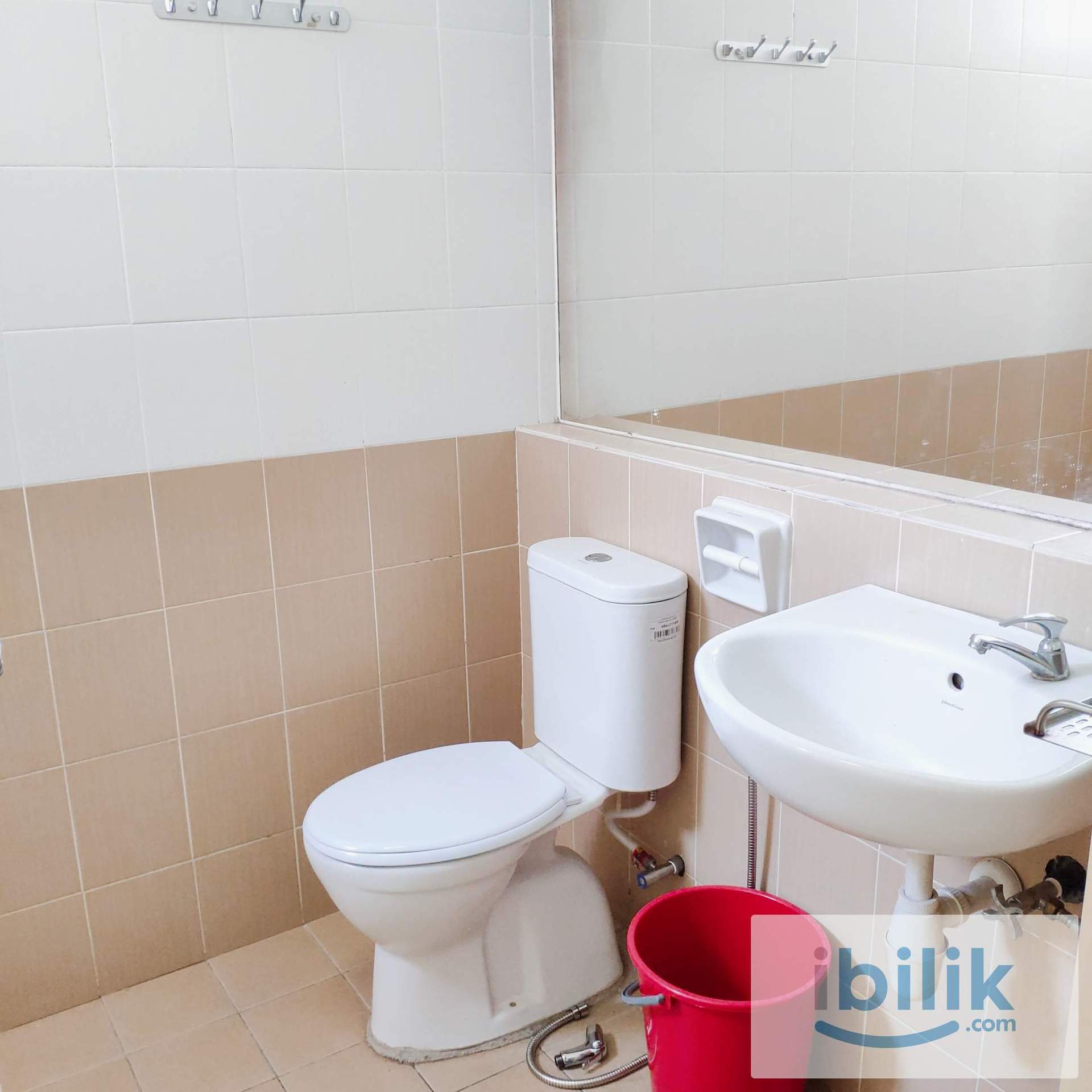 Free 1st Month. Condo - Couple Room, Car Park, Private Bath near Olive Hill, Seri Kembangan - Image 5
