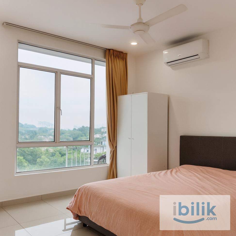 Free 1st Month. Bus to MRT. Condo, Middle Room A/C Hot Bath, Springville Equine Park  - Image 1