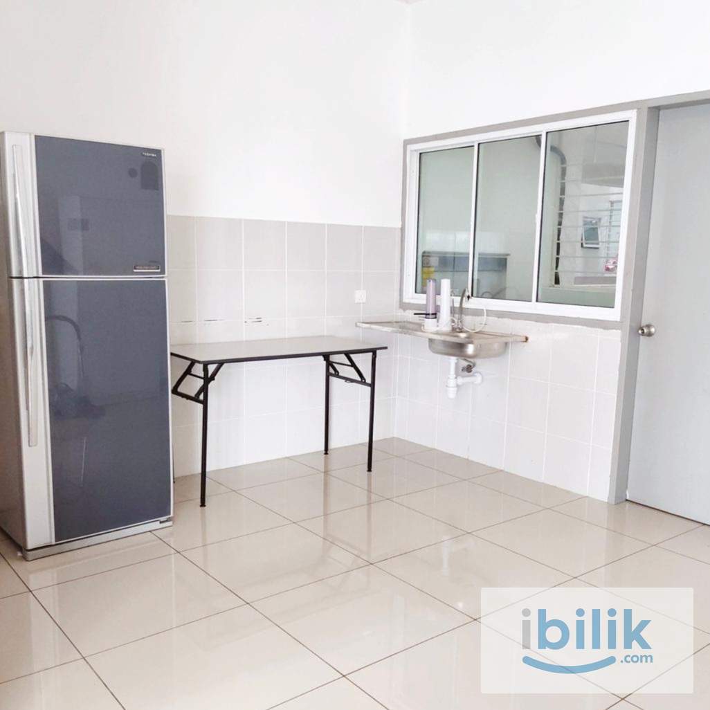 Free 1st Month. Equine: Condo. Middle Room, Fan Only, Hot Bath, Drive / Bus to MRT, Springville 	 - Image 5