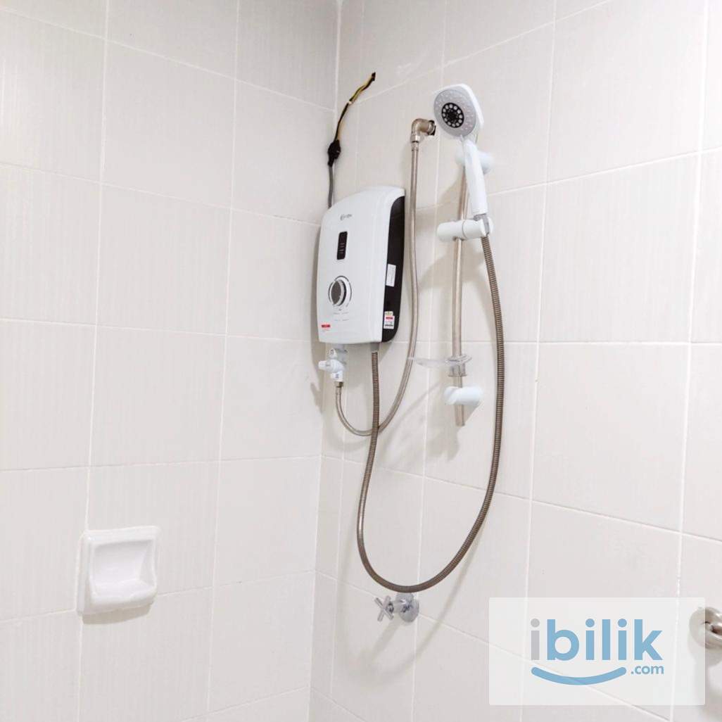 Free 1st Month. Equine: Condo. Middle Room, Fan Only, Hot Bath, Drive / Bus to MRT, Springville 	 - Image 7