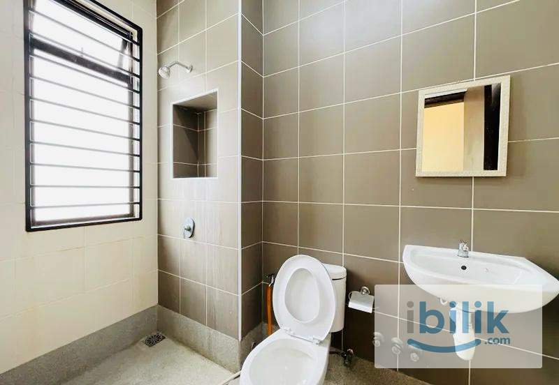 Free 1st Month. Couple Room, Condo, Private Bath at Serdang Jaya, Seri Kembangan - Image 4