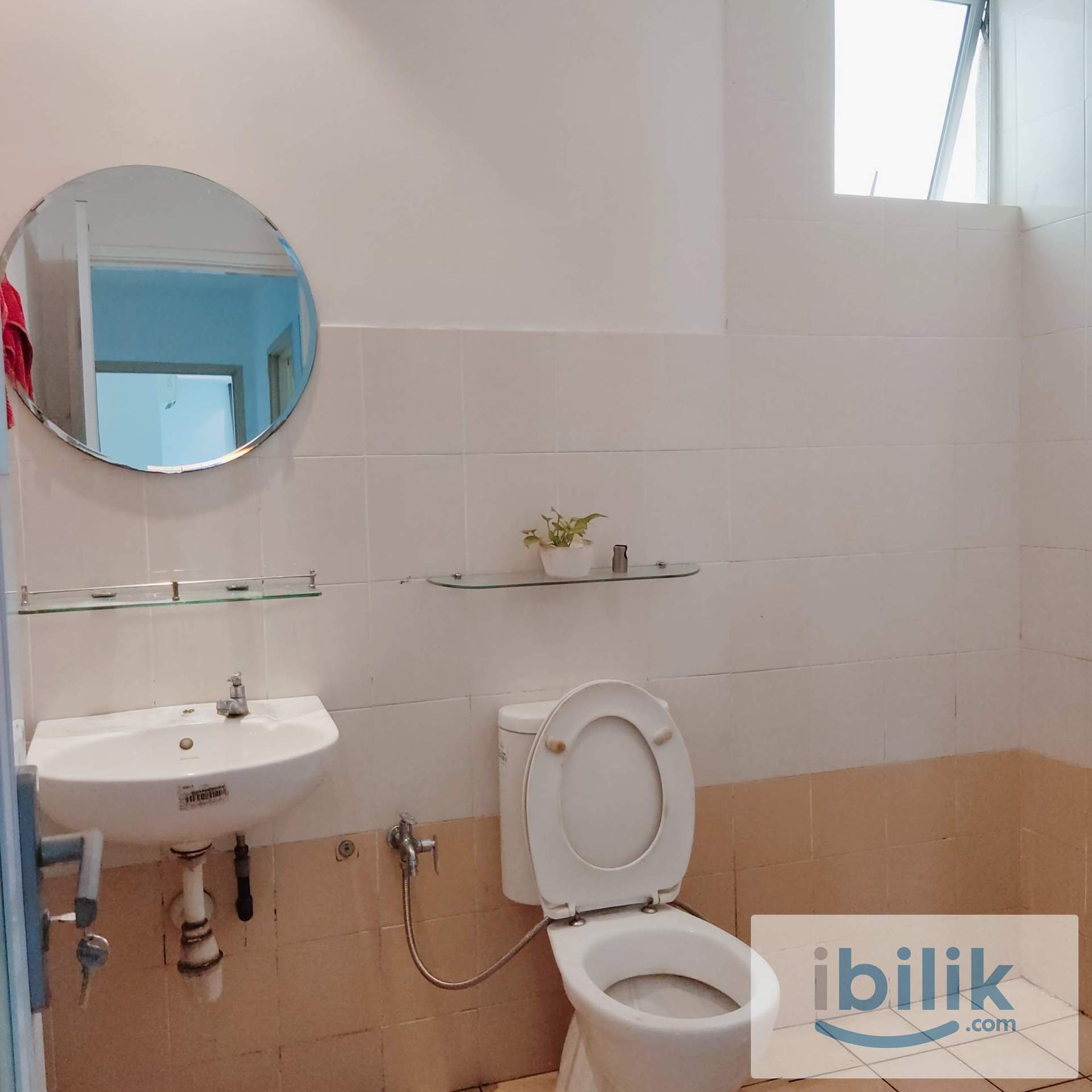 Free 1st Month. Couple Room, Condo, Drive to Work near Olive Hill, Bukit Serdang - Image 2