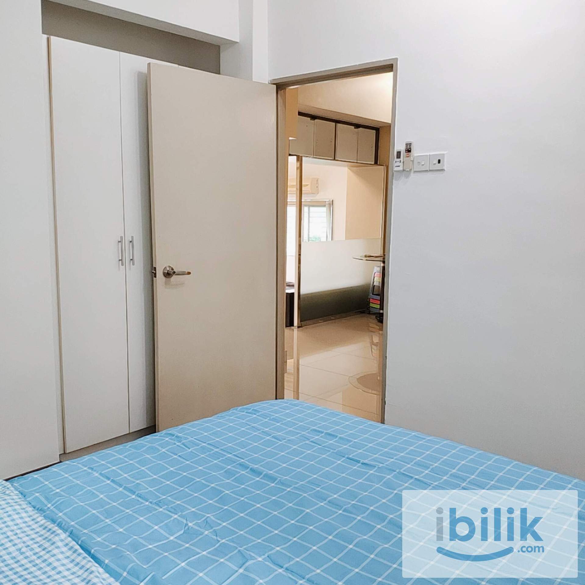 Free 1st Month. AirCon Middle Room, Hot Bath near Olive Hill, MRT UPM, Bayan Villa - Image 2