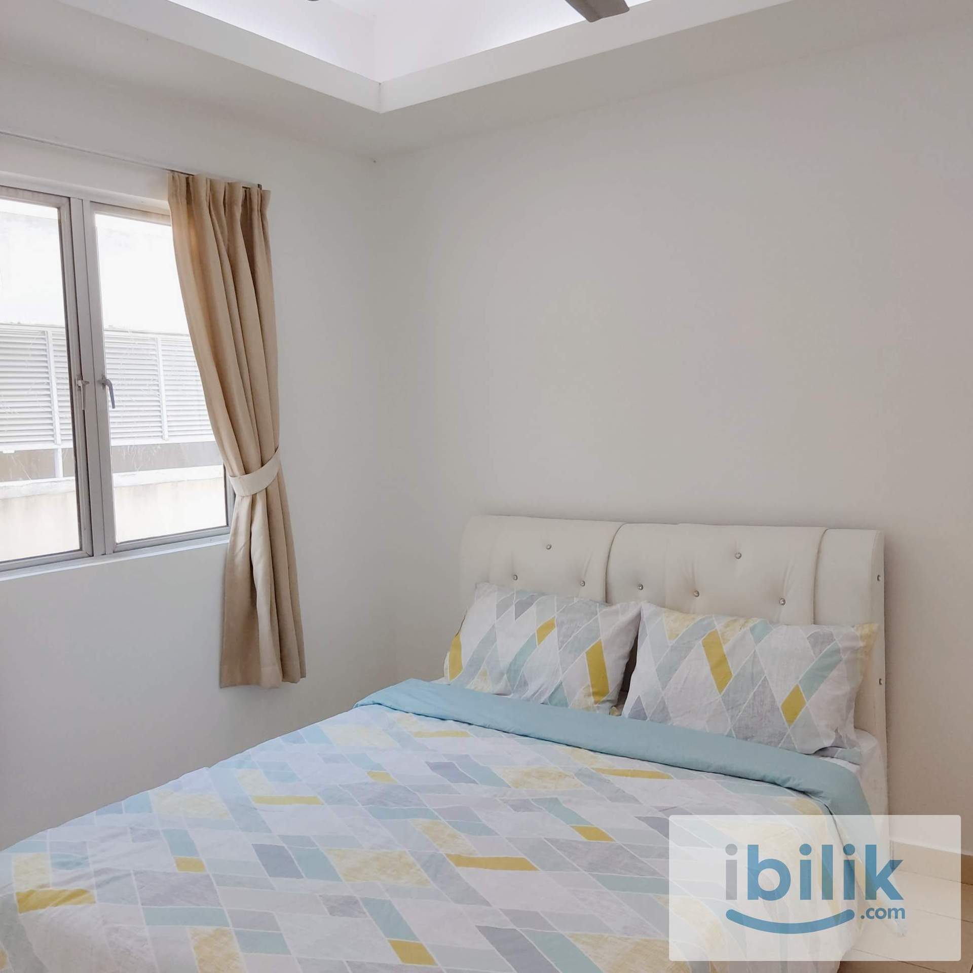 Free 1st Month. Middle Room, AirCon Hot Bath near Olive Hill, UPM /MRT. Bukit Serdang - Image 1