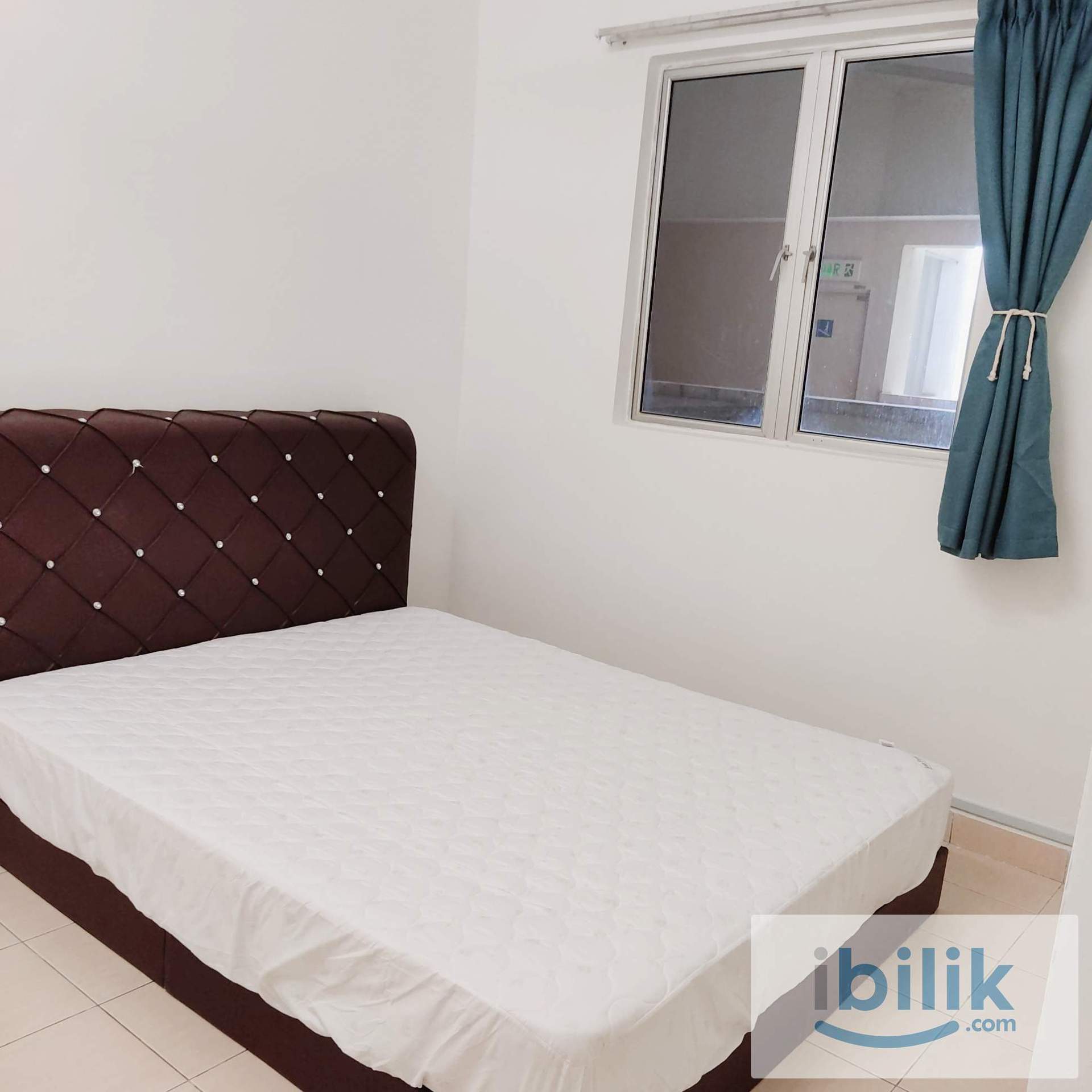 Free 1st Month. Olive Hill. Middle Room, Car Driving, Aman Heights, Bukit Serdang - Image 1