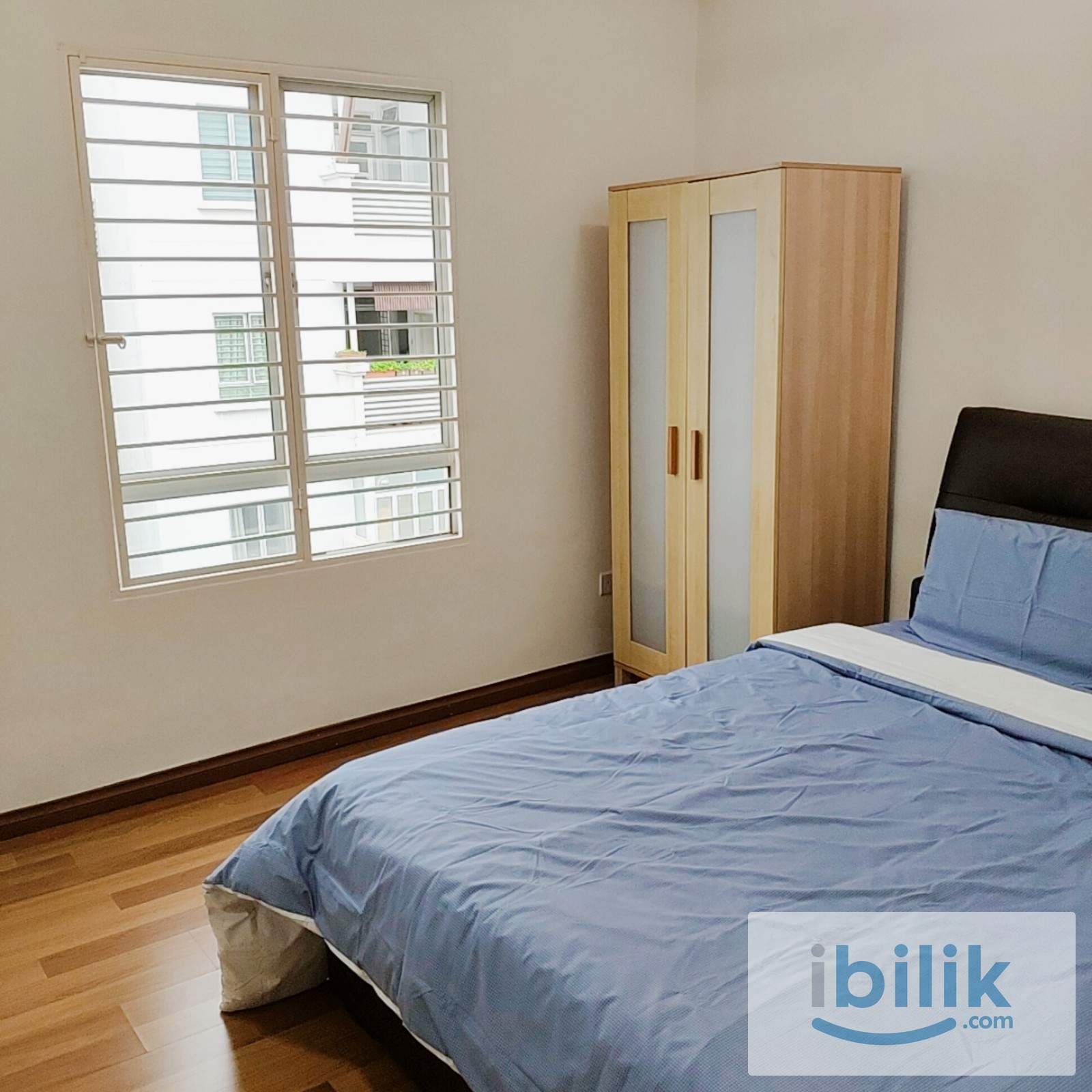 Free 1st Month. A/C Middle Room, Drive to Work. Free Parking Outside - Image 1