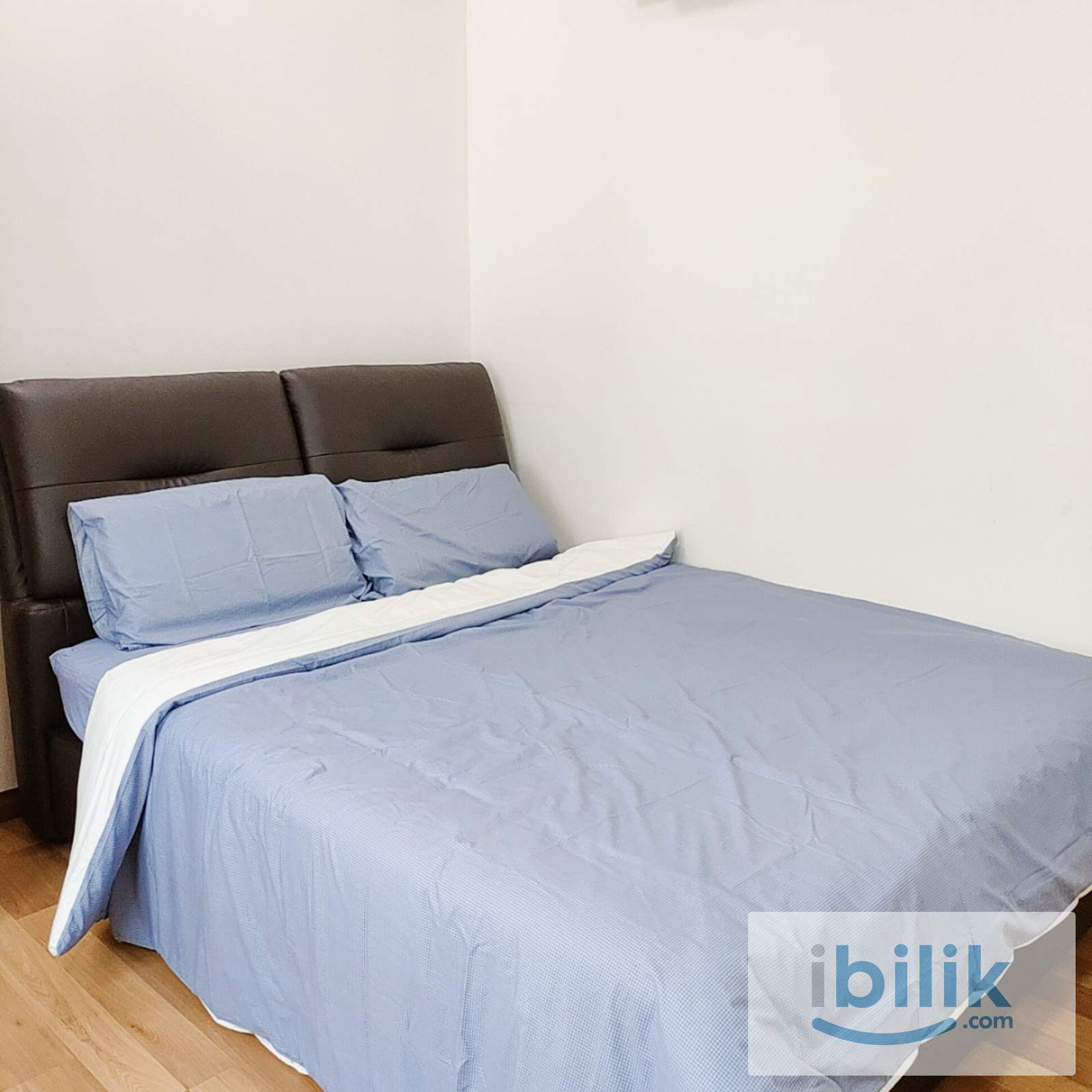 Free 1st Month. A/C Middle Room, Drive to Work. Free Parking Outside - Image 2