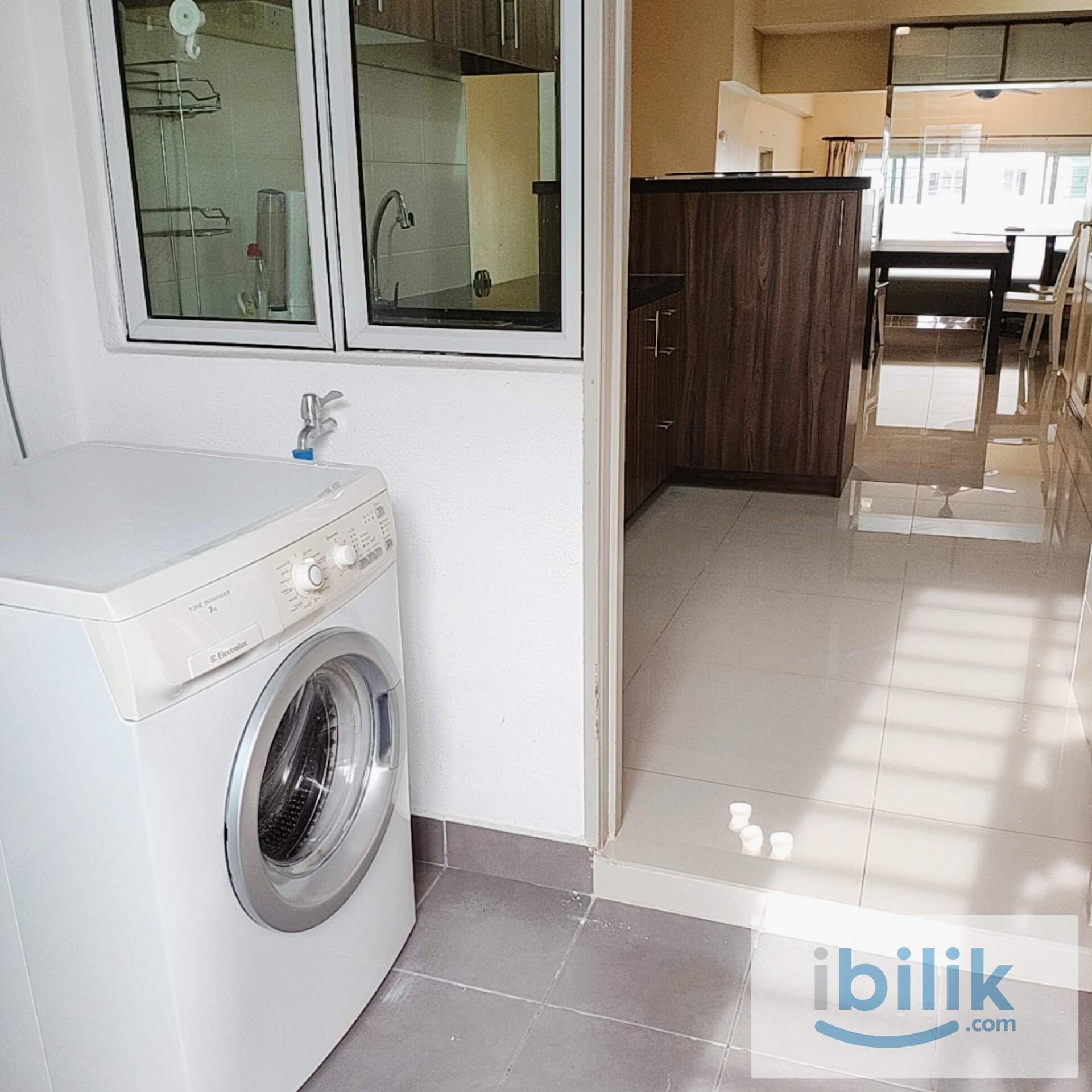 Olive Hill. Middle A/C Room near UPM MRT at Bayan Villa, Bukit Serdang - Image 8