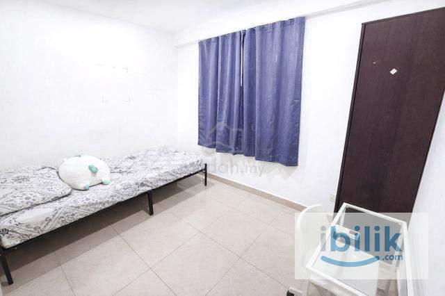 Single Bedroom at Menara U2 (3 mins walk to MSU & AEON Shah Alam) - Image 1