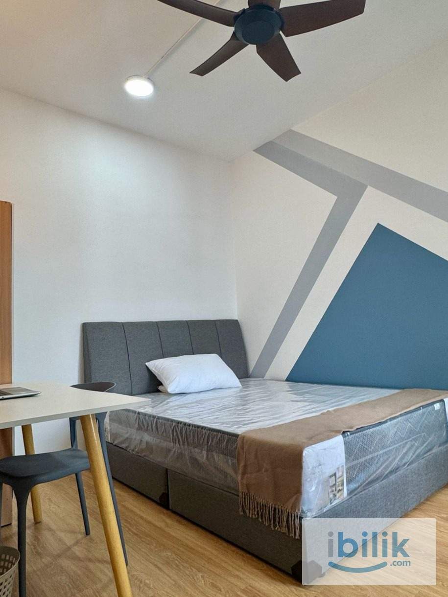 ‼️Premium ⭐️ Medium Room Fully Furnished @ NEW Aircond Wardrobe Table Chair Mattress, EduMetro, USJ 1, Subang - Image 1