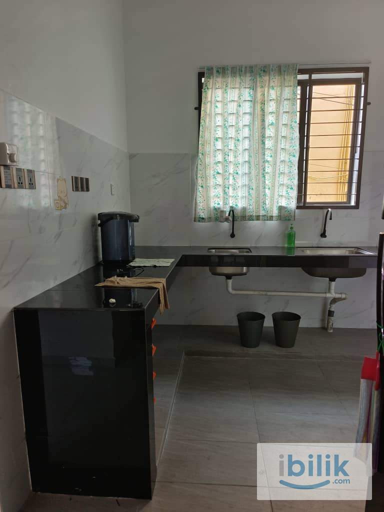 7 rooms Female only near Kuantan Town - Image 4