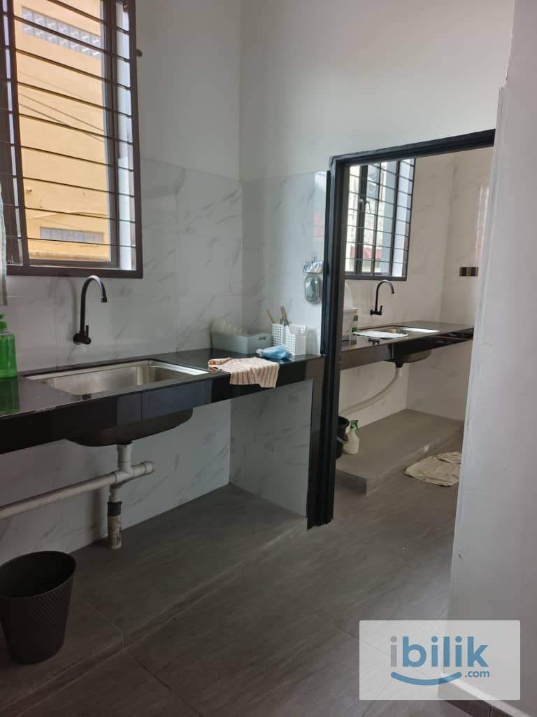 7 rooms Female only near Kuantan Town - Image 2