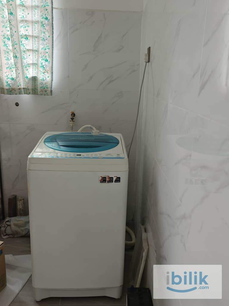 7 rooms Female only near Kuantan Town - Image 3