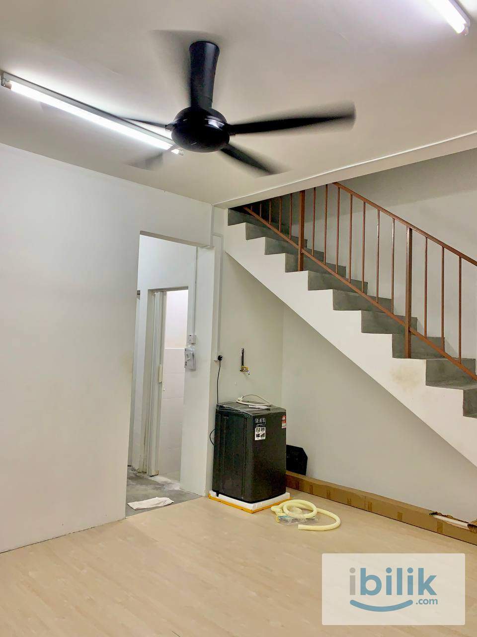 Master Bedroom - Image 4