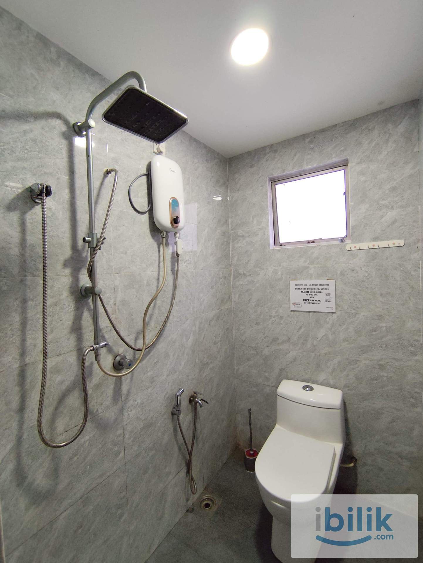 Comfy room at Bandar Utama🏡 0 Deposit💸 walkable to MRT Bandar Utama🚇 - Image 4