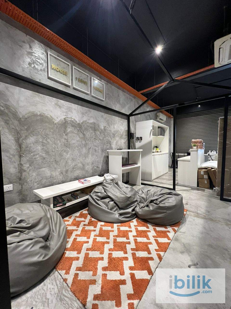 Female room🌹 7min walk to USJ21 LRT Station🚇 0 Deposit 💸 - Image 1