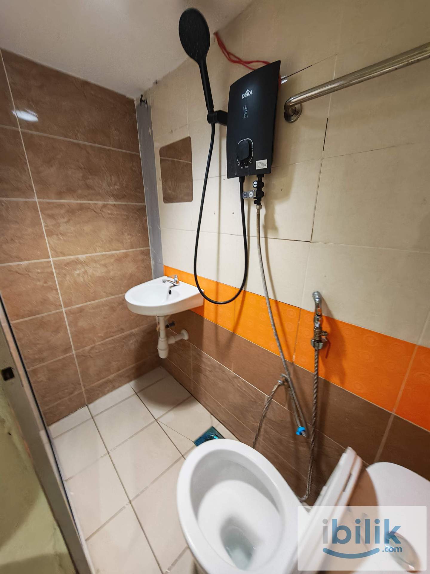 Cozy Room In Kajang 🔥 Low Deposit Private Bathroom ❗ Value for money 💰💰 - Image 4