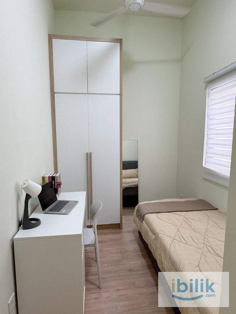 🌈Premium ⭐️ Single Room Fully Furnished @ NEW Aircond Wardrobe Table Chair Mattress, Seksyen 13 Near MSU - Image 4